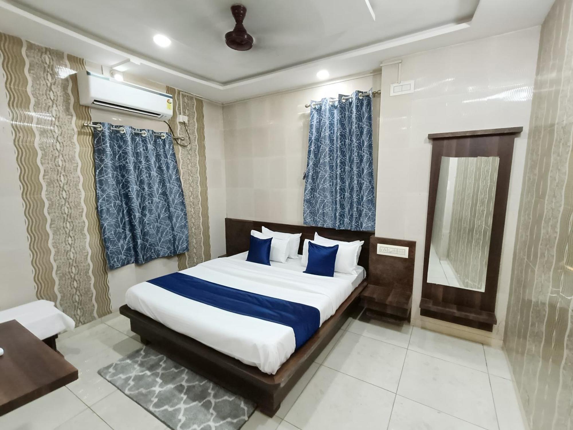 Hotel Shree Nath - 200 Meters From Dwarkadhish Temple Eksteriør bilde
