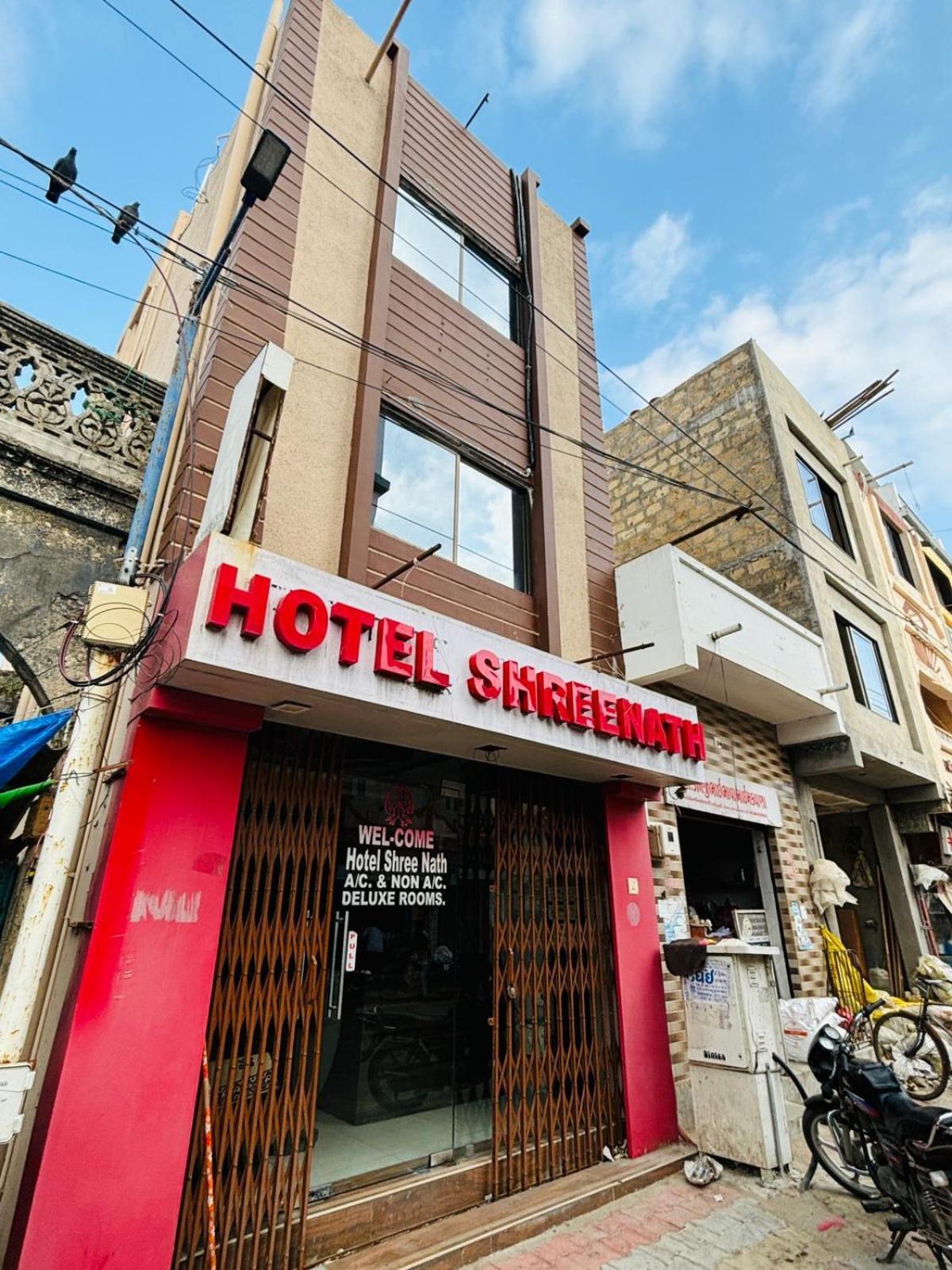 Hotel Shree Nath - 200 Meters From Dwarkadhish Temple Eksteriør bilde